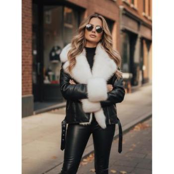 Bőrdzsekik - Fekete női bőrkabát szőrmével TY5122z kép