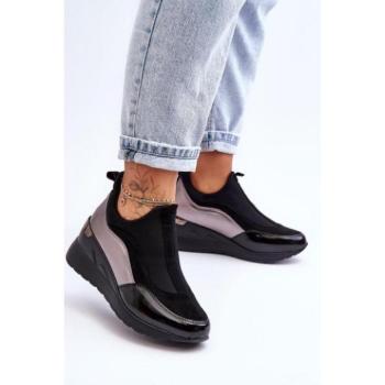 Divat kiegészítők és ruhák kiárusítása - Fekete női bebújós cipők akciósan kép