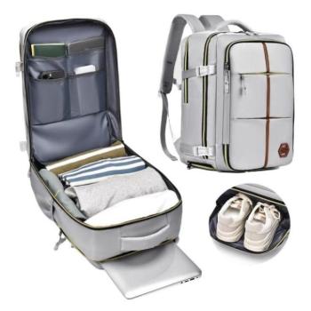 Hátizsákok és zsákok - Szürke, vízálló utazó hátizsák kép