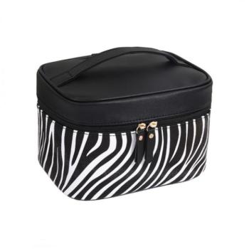 Kozmetikai táskák - Kozmetikai táska, zebra mintával kép