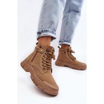 Női bakancsok - Bézs színű velúr csizma nőknek kép