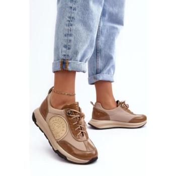 Női sneakerek  - Bézs színű bőr női tornacipő kép