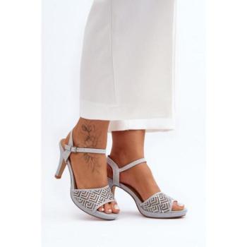 Női szandálok - Ezüst díszített női szandálok kép