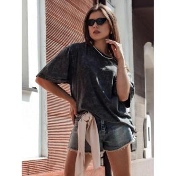 Rövid ujjú - Női sötétszürke oversize póló kép