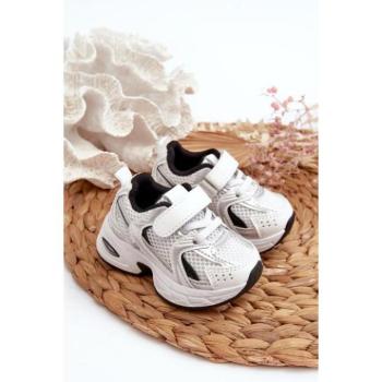 Sportcipők lányoknak - Fehér és fekete sportcipők gyerekeknek kép
