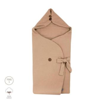 Takarók a gyerekülésbe - Barna vékony babatakaró autósülésbe kép