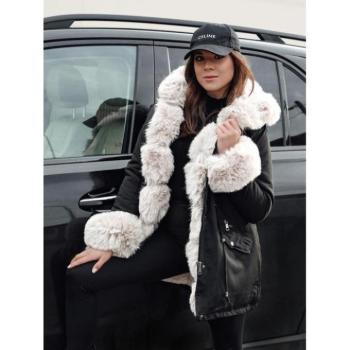 Télikabátok - Fekete női parka szőrmével TY4771 kép