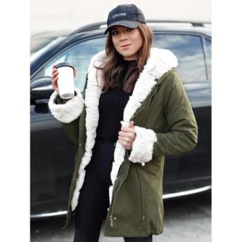 Télikabátok - Női zöld parka szőrmével TY4763 kép