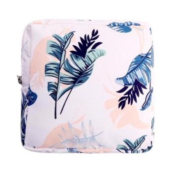 Kozmetikai táskák - Színes egészségügyi betét tasak kép