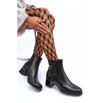 Női csizmák - Fekete alacsony sarkú csizma kép