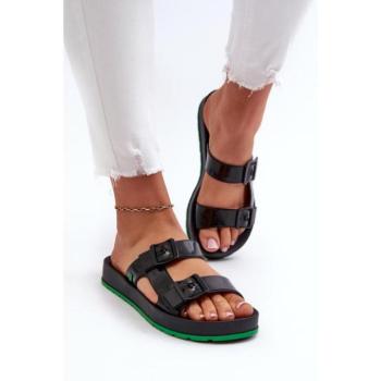 Női papucsok - Női fekete illatos papucs csatokkal kép