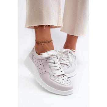 Női sneakerek  - Világosszürke áttört bőrcipők kép