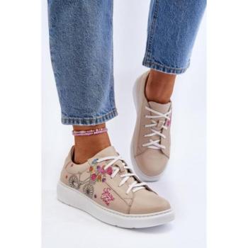 Női sportcipők - Bőr sportcipők mintával nőknek kép