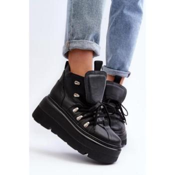 Női sportcipők - Női fekete bőr platformcipő kép