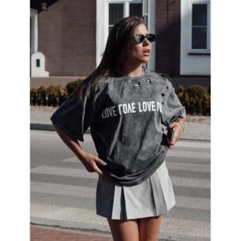 Rövid ujjú - Női sötétszürke póló LOVE mintával kép
