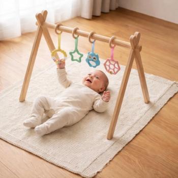 Fából készült oktatási állvány - BABY GYM kép